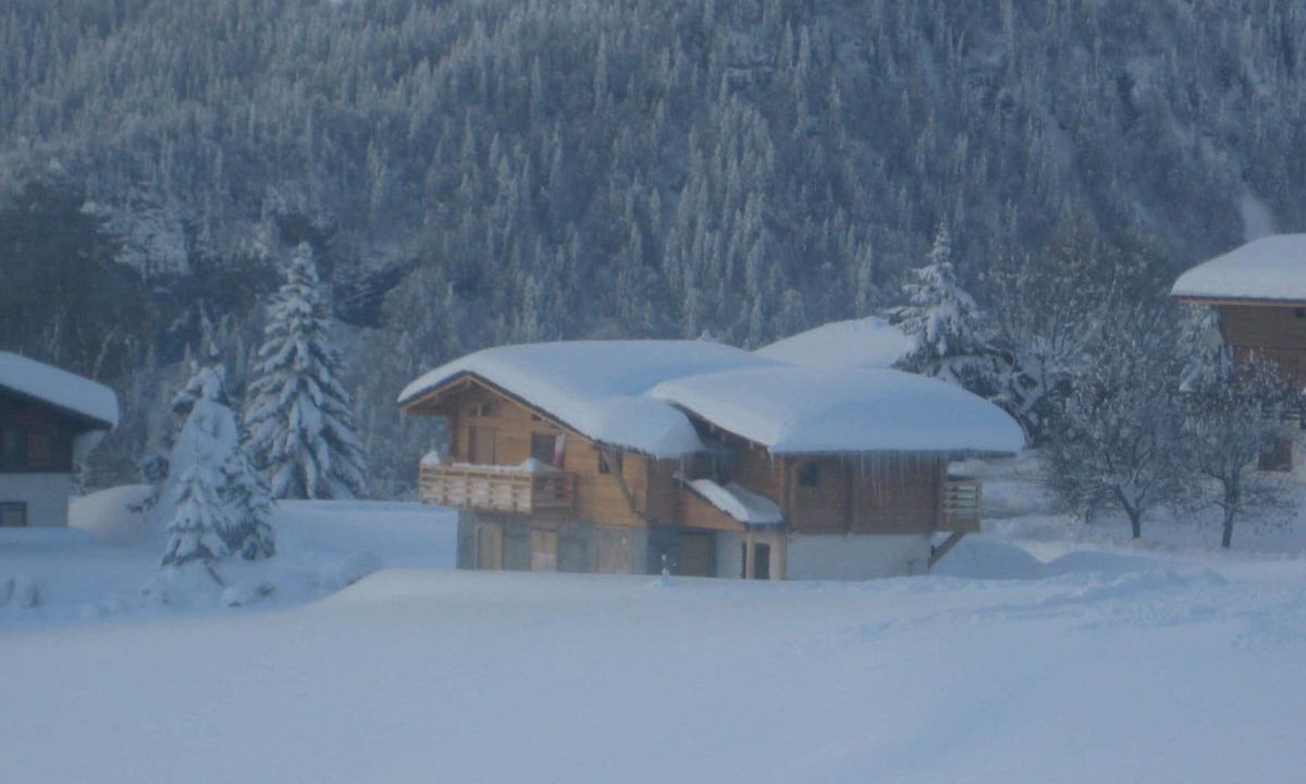 Crest-Voland Ski Chalet | CHALET RESORT CENTER 6/8 PERSONS