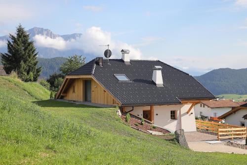 Lajen Apartment | Chalet Roderer