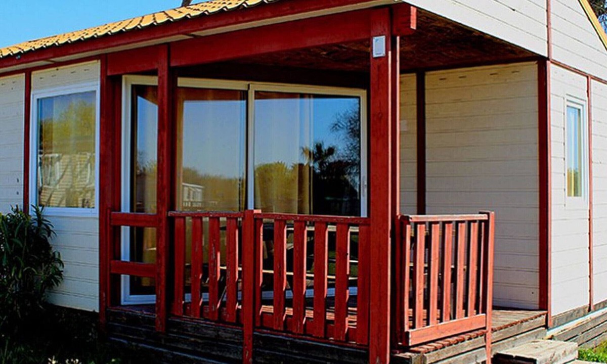 Lattes Ski Chalet | Chalet with terrace - 7 guests
