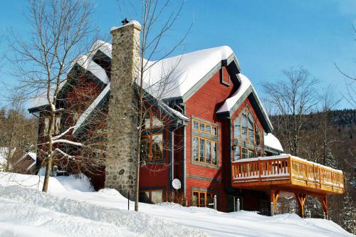 Stoneham Ski Chalet | Chalets Alpins -31 Chemin des Skieurs