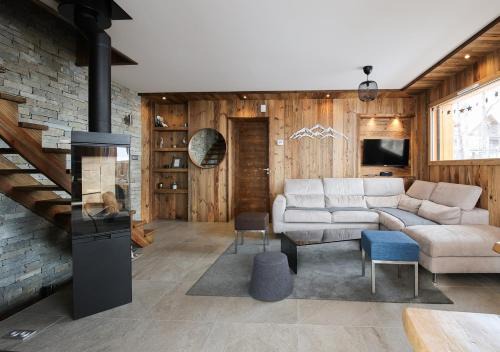 Saint-Sorlin-d'Arves Ski Chalet | Chalets Choseaux Lézami