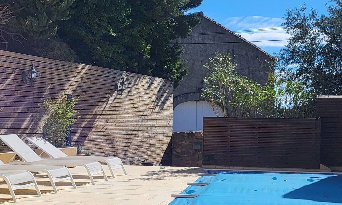 Beaufort Bed & Breakfast | Chambre D'hôtes, La Maison Millésime, Chambre L'olivier, Salle de Douche Privée