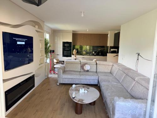 Saint-Witz Apartment | Chambre privée , dans un 4 pièces , avec SDB privative