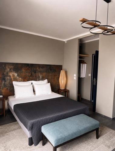 Sablet Apartment | Chambre style hôtel