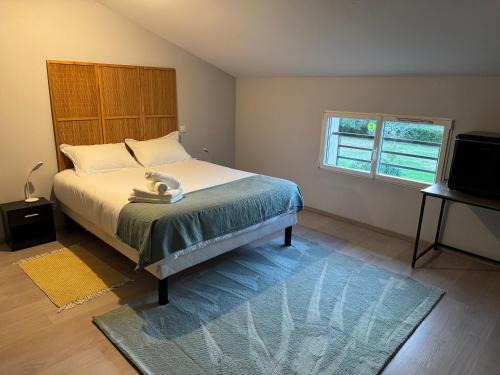 Montauban House | Chambre Thea