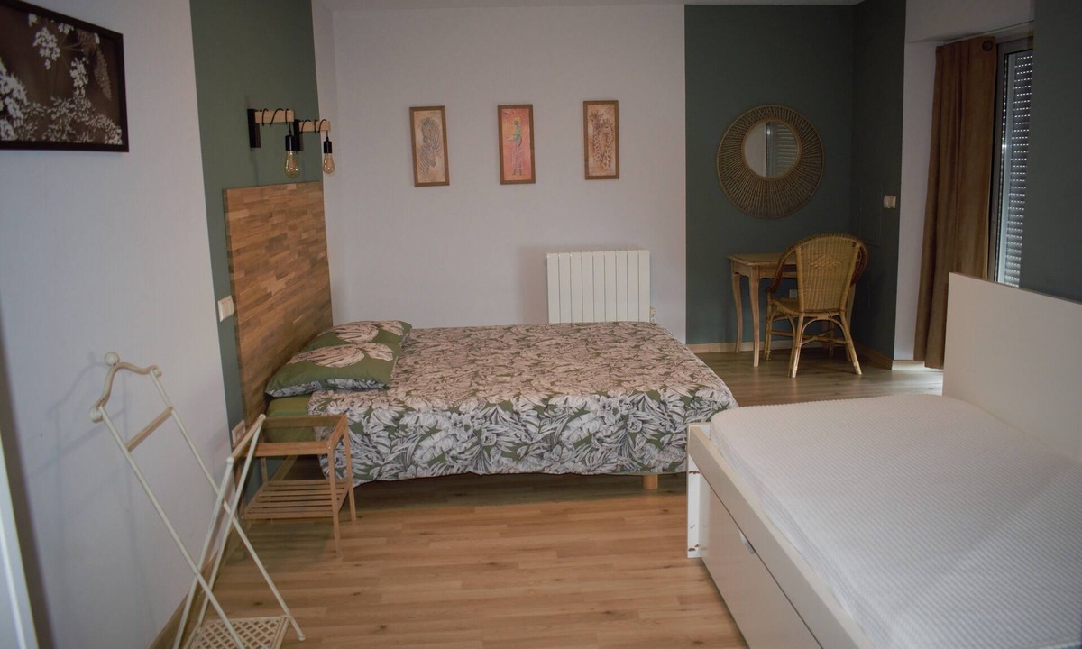 Lestrade-et-Thouels Bed & Breakfast | Chambre "tribu" Pour un Moment en Famille ou Entre Amis Dans un Cadre Agréable