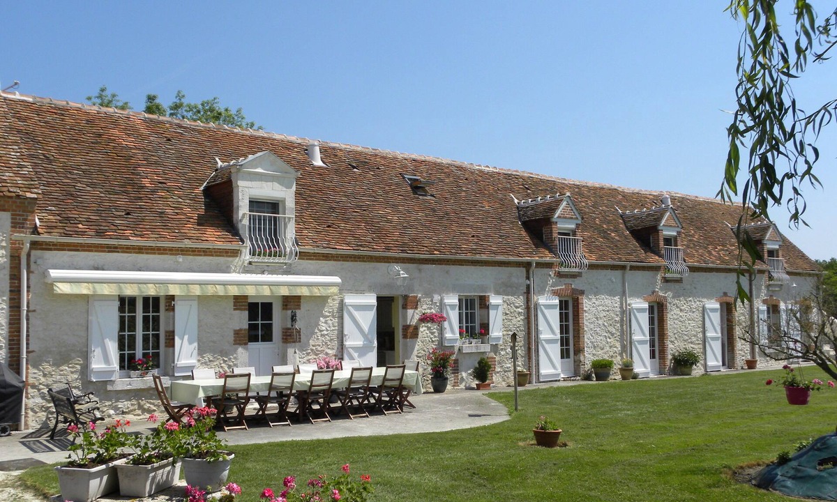 Mur-de-Sologne Hotel | Chambres D'hôtes La Quèrière