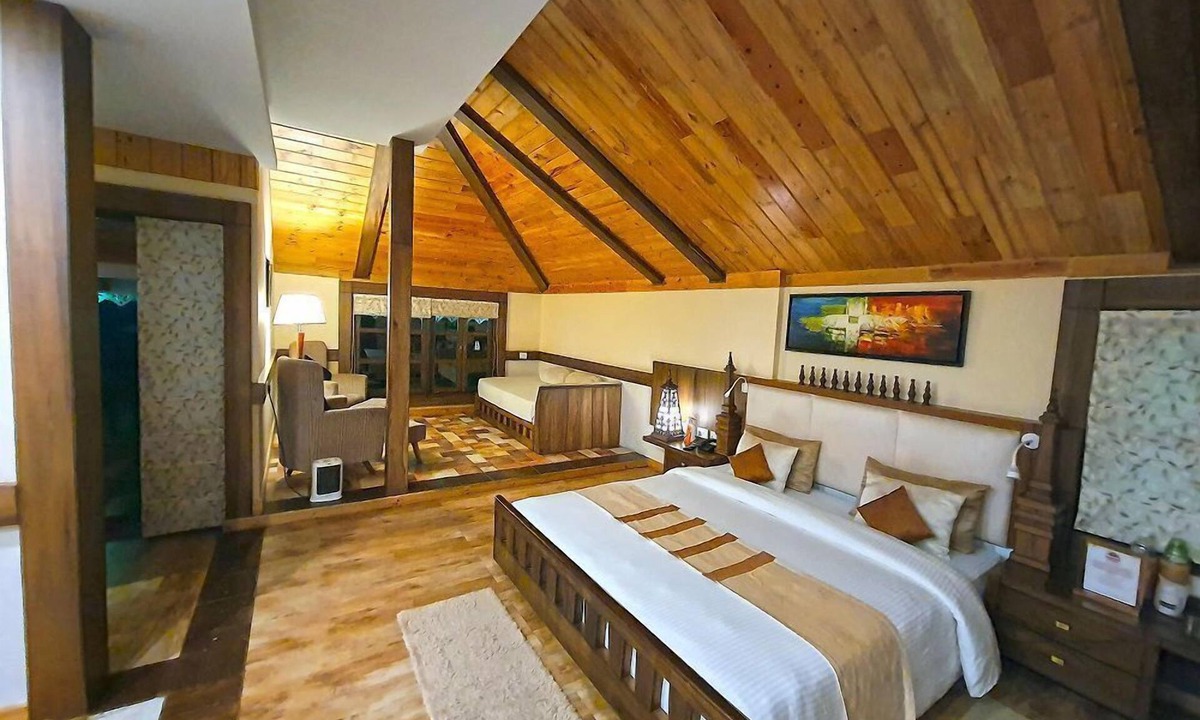 Kayiavir Plungdung Hotel | Chamong Chiabari