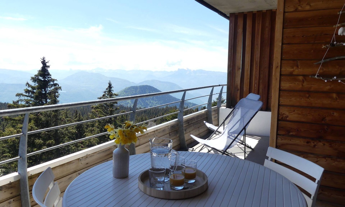 Chamrousse Apartment | Chamrousse apartment, at the foot of the slopes and hiking trails, panoramic view of the mountains