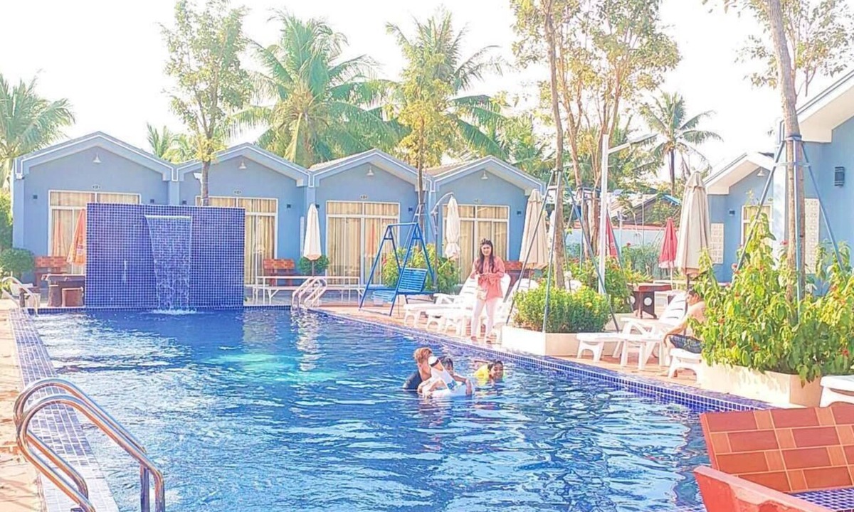 Kampot Hotel | Chan Doungbunleang