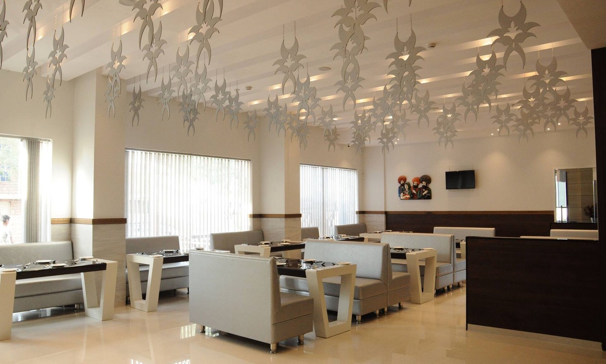 Air Force Area Hotel | Chandra Imperial