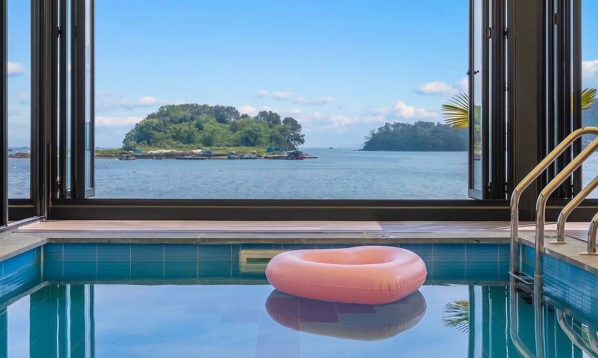 Tagu House | Changwon 055 Poolvilla