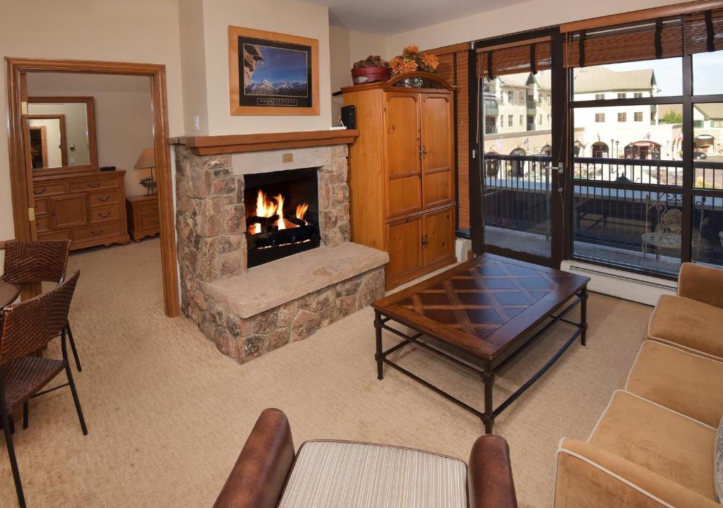 Avon Apartment | Chapel Square 224
