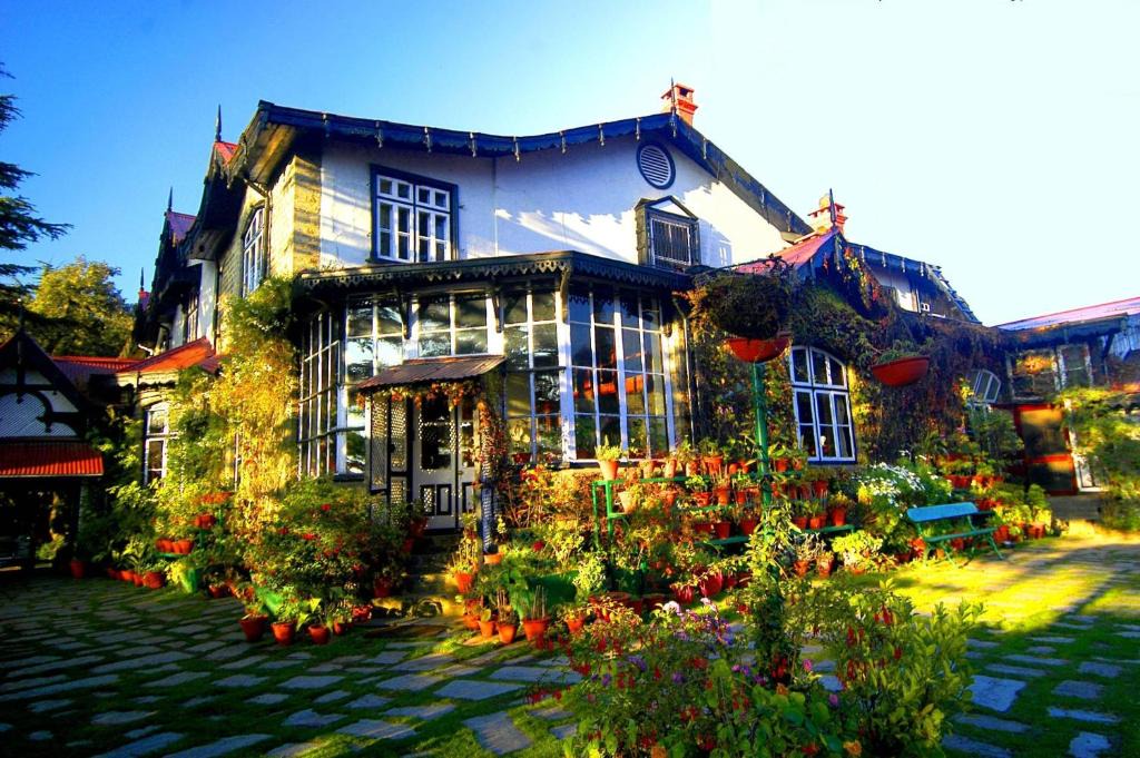 Shimla House | Chapslee Hotel