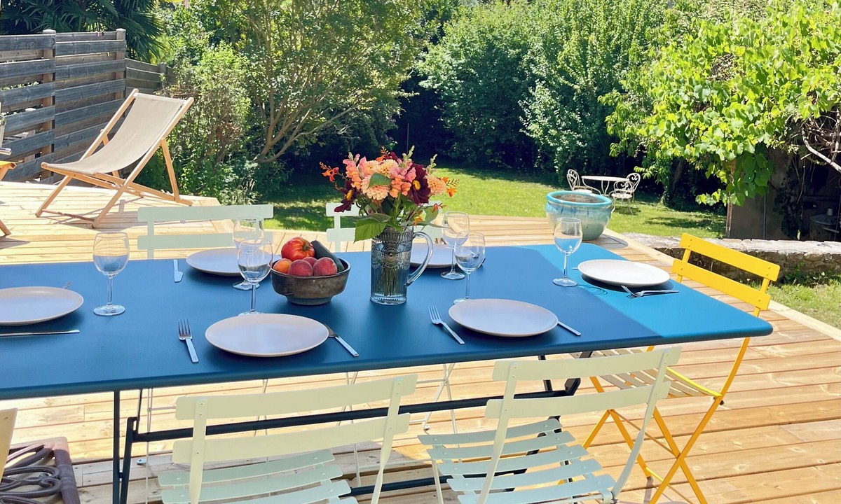 Saint-Jean-le-Thomas Cottage | Character family home in the bay of Mont Saint Michel - sleeps 8
