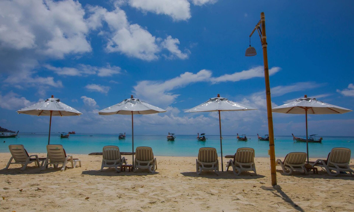 Satun Hotel | Chareena Beachside
