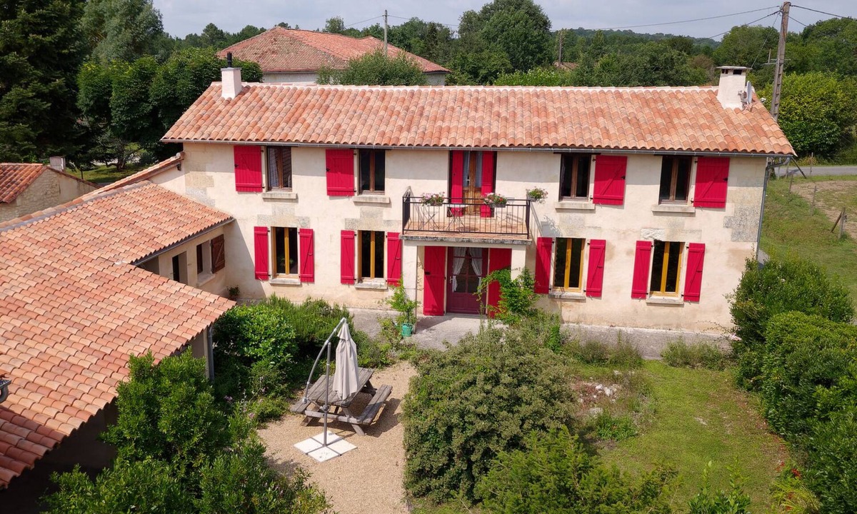 Les Essards House | Charentaise House