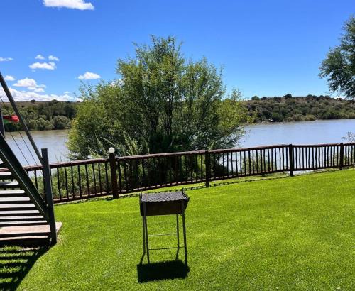 Umsobomvu Cabin | Chargo River Lodge