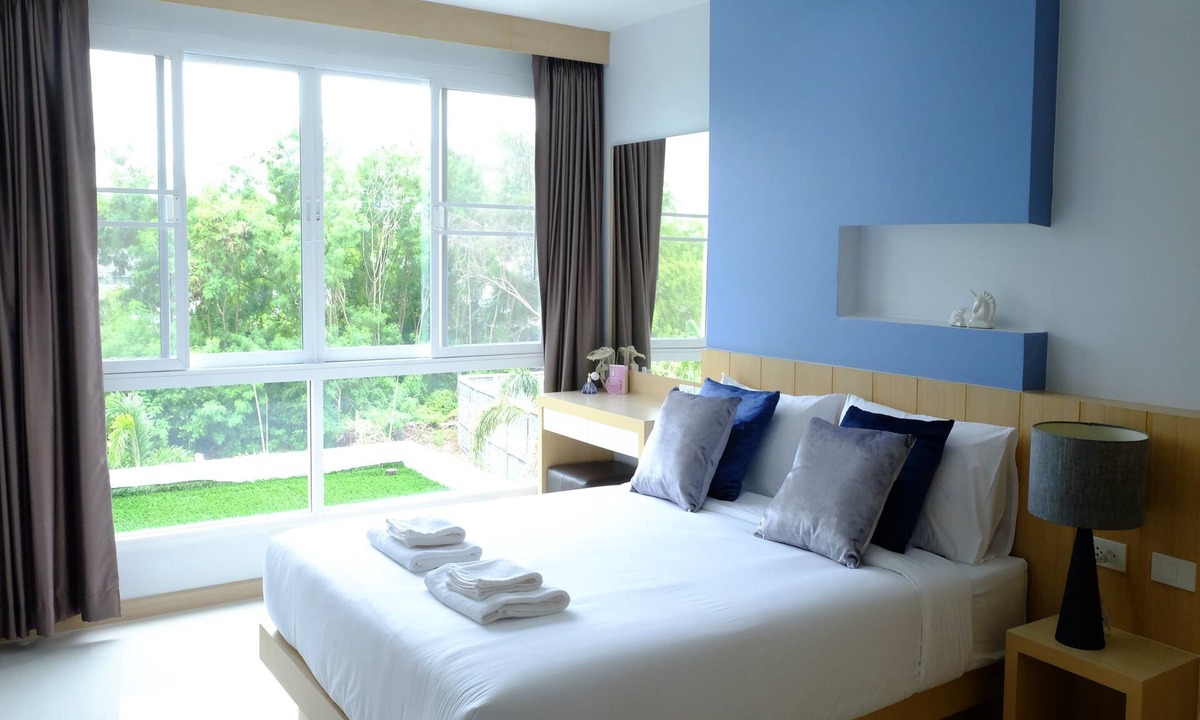 Noen Phra Hotel | Charisma Residence