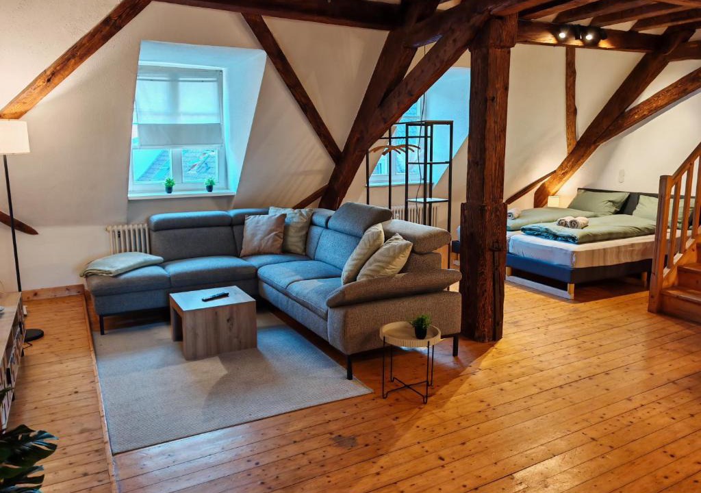 Neustadt an der Weinstrasse Apartment | Charmante Altbau Maisonette Wohnung im Zentrum