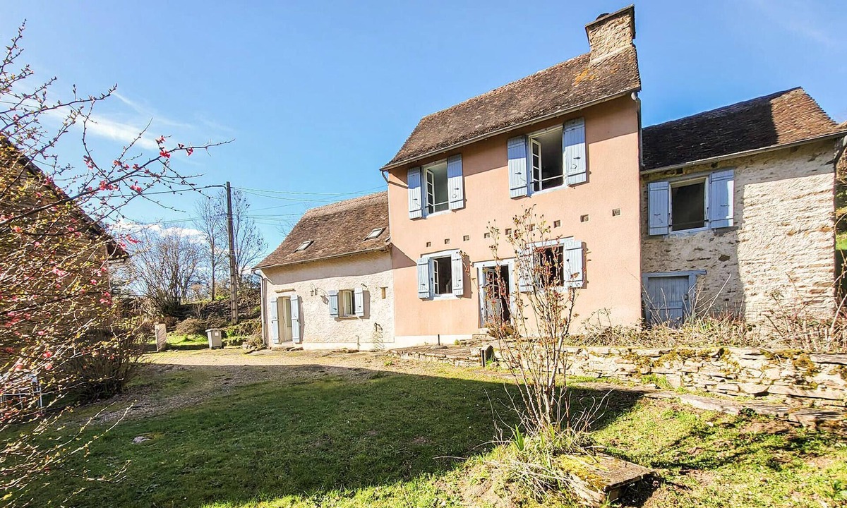 Saint-Yrieix-la-Perche House | Charmante maison au calme