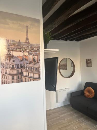 Porte-Saint-Martin Apartment | Charmant Studio au Cœur du Marais