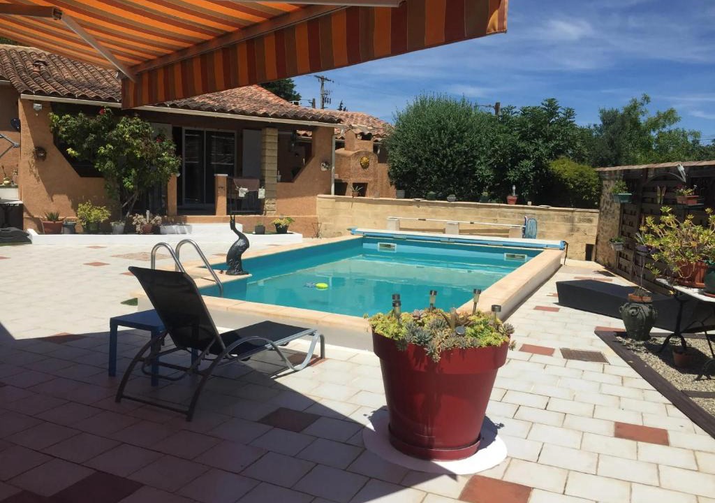 Sernhac Apartment | Charmant studio avec piscine partagée à Sernhac - 30 m²
