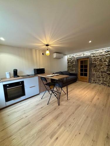 Orcines Apartment | Charmant studio en Auvergne