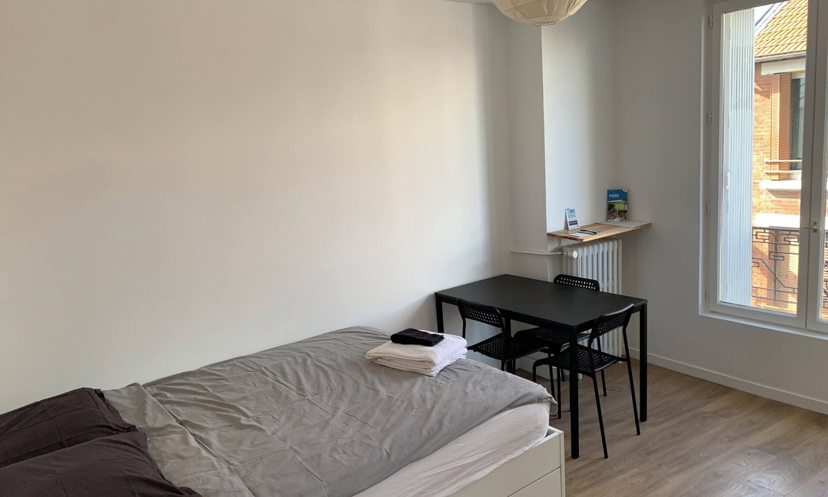 Les Lilas Apartment | Charmant Studio rue Calme Bonne Localisation