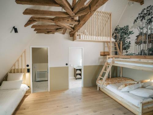 Contigny House | Charme Authentique du XIVe siècle avec WiFi et Parking à Contigny - FR-1-489-621