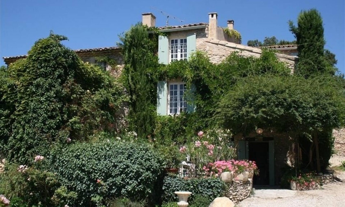 Saint-Saturnin-les-Apt House | Charming 18th Century Luberon Country Home with Pool Between Gordes & Roussillon