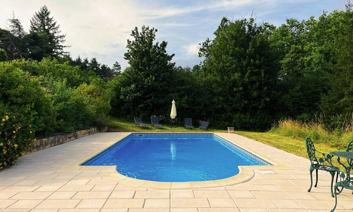 Sainte-Alvere House | Charming Rustic Family House w/Private Pool