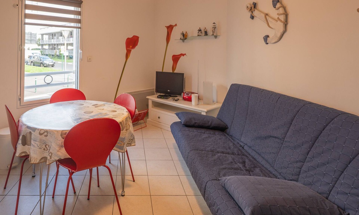 Les Sables d'Olonne Apartment | *Charming 1-Bedroom Apartment Near Beach & Town Center in Les Sables-d'Olonne*
