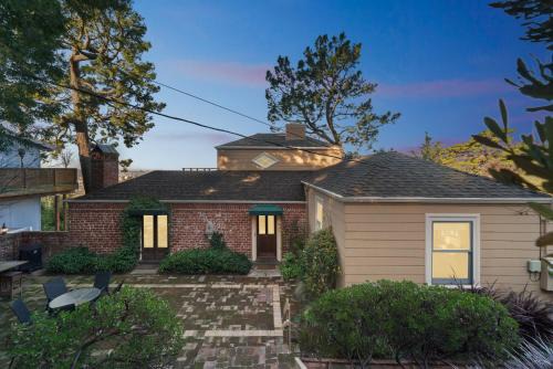 Shepherd Canyon House | Charming 1933 Ridge-Top Home with Stunning Views home