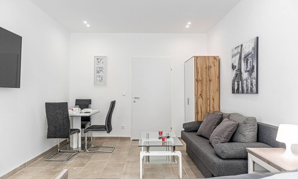 Favoriten Apartment | Charming 1BR Flat in Vienna City Center