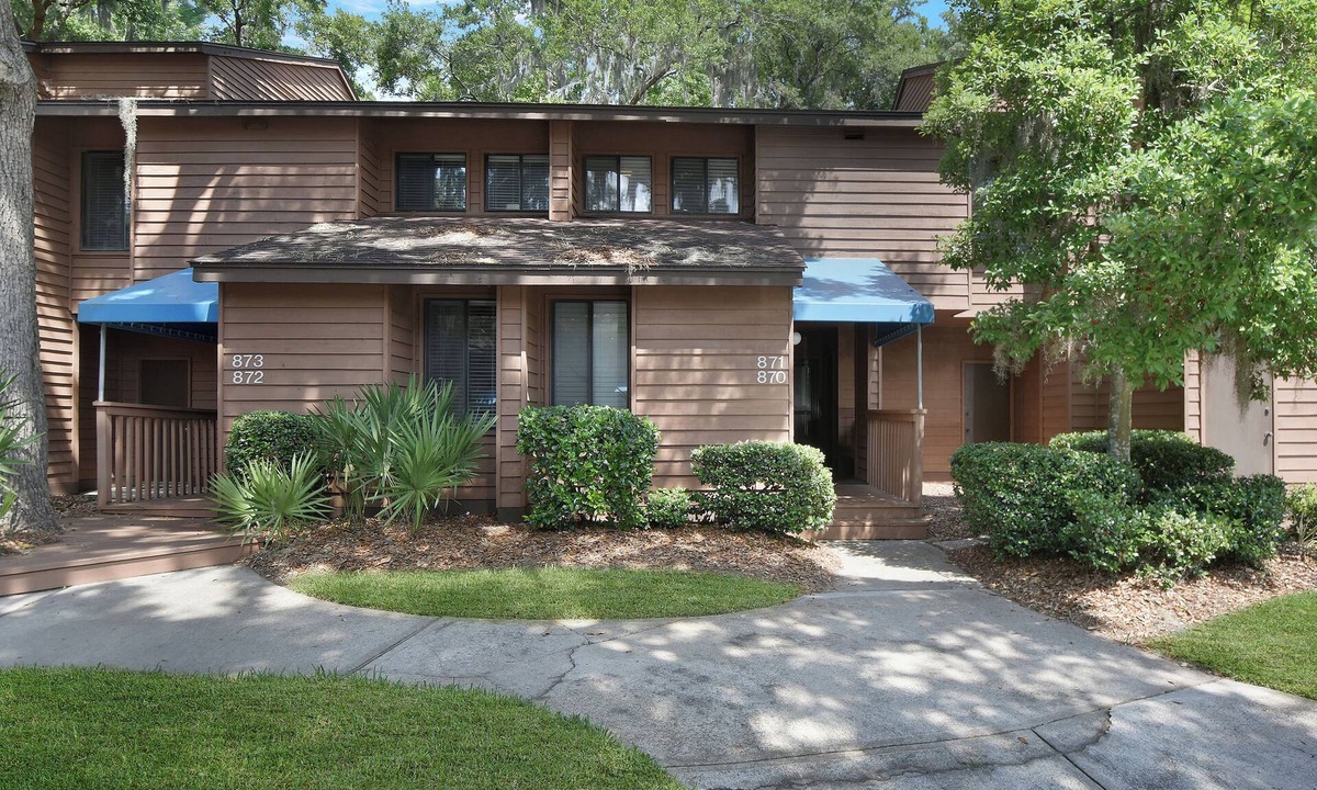 St. Simons Island Condo | Charming, 2-bedroom 2-bath condo in enjoyable St. Simons Island
