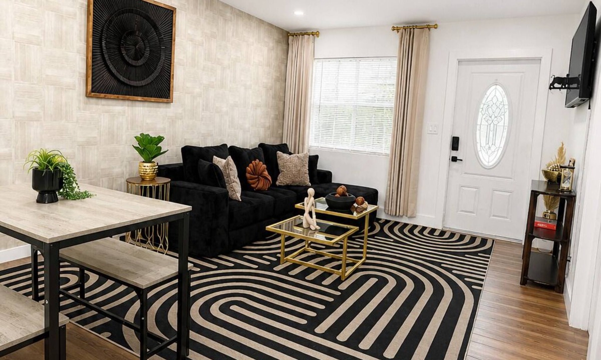 Middle River Terrace Apartment | Charming 2-bedroom apartment with by downtown Fort Lauderdale