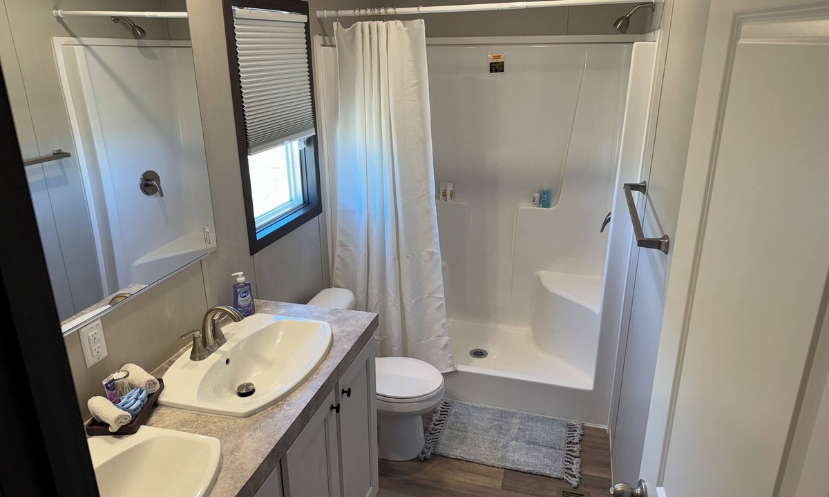 Taos House | Charming 2-bedroom mobile home in Ranchos de Taos with WiFi