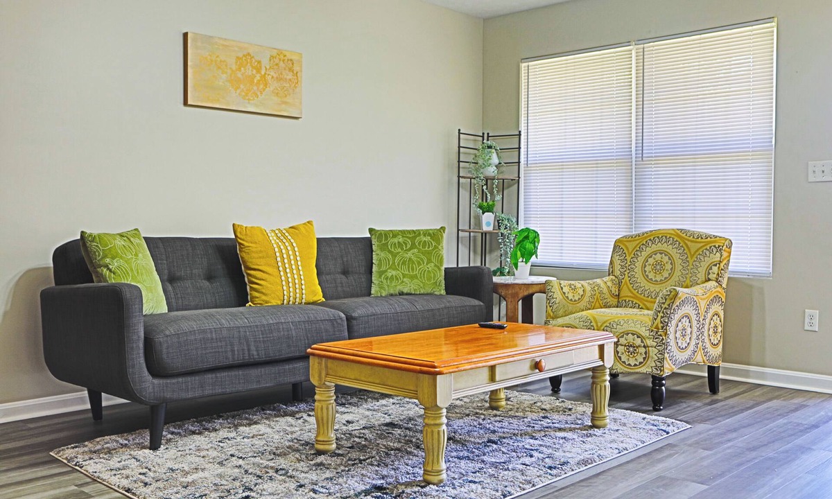 Elizabethtown House | Charming 2-bedroom townhome with AC, WiFi in nice Elizabethtown