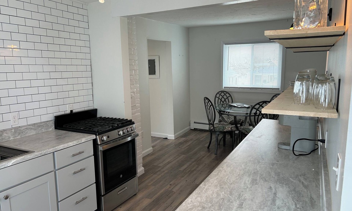 Brant Rock Apartment | Charming 2-bedroom apartment in wonderful Marshfield Across from the Ocean