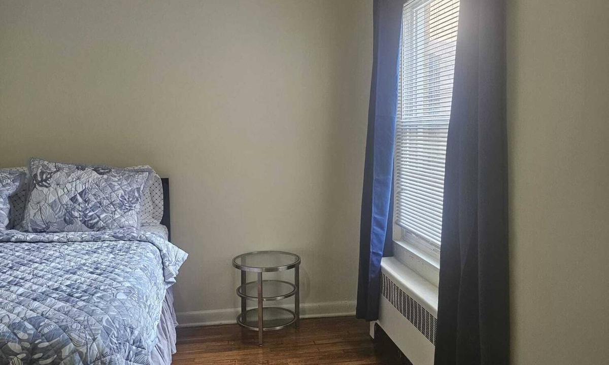 Brightwood Park Apartment | Charming 2-bedroom apartment with WiFi, AC in wonderful Washington