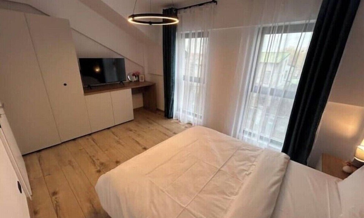 Timisoara Apartment | Charming 2-bedroom apartment in Timișoara with AC