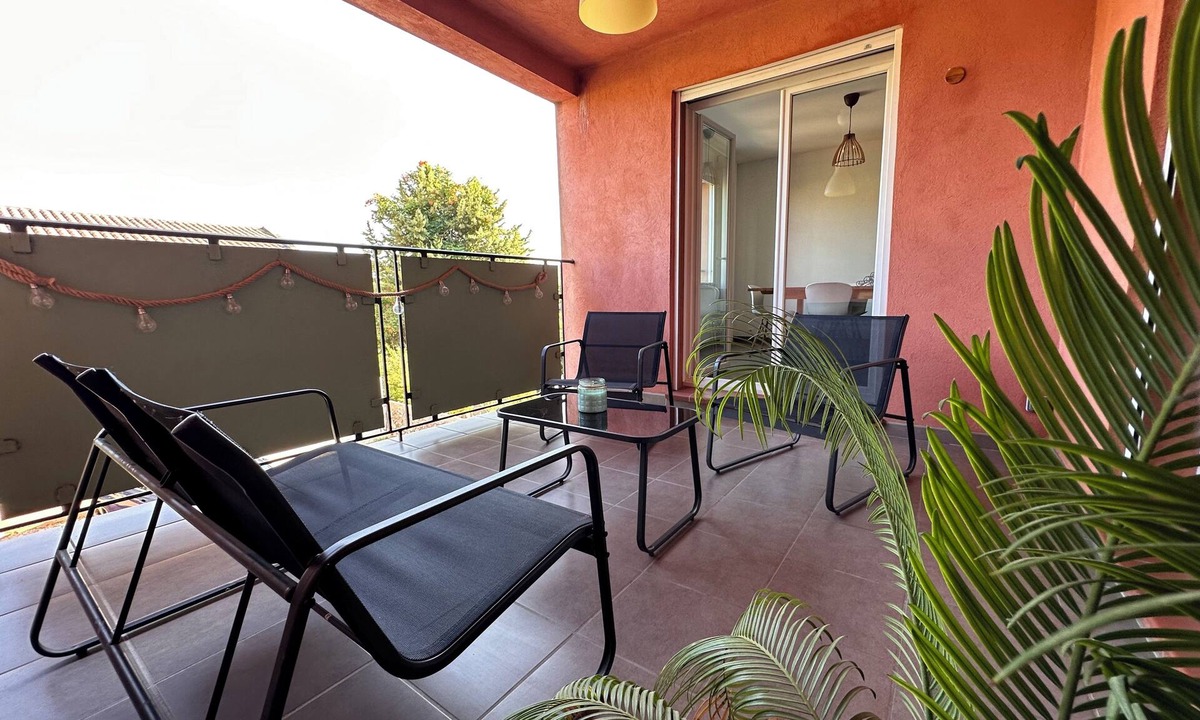 Pignans Apartment | Charming 2-bedroom apartment between provence verte and the var beaches