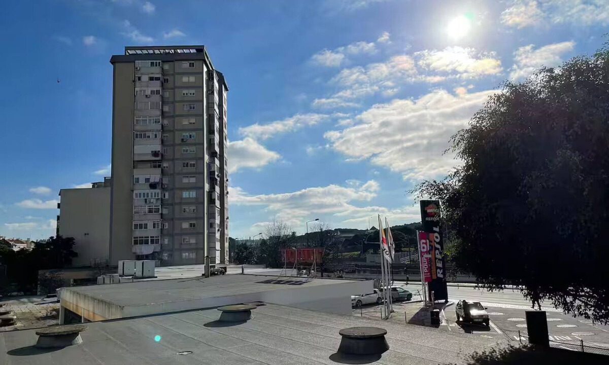 Sao Domingos de Benfica Apartment | Charming 2-bedroom apartment with AC, WiFi in Lisboa near Benfica Stadium