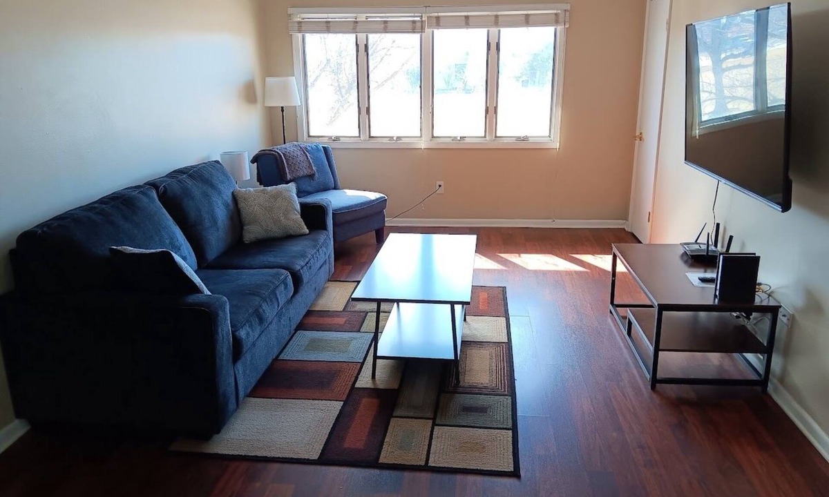 Ellis Historical District Condo | Charming 2-bedroom condo with WiFi, AC in quaint Sheboygan