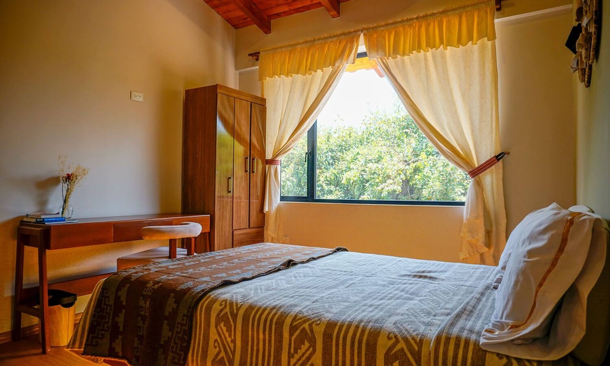 San Pablo del Lago House | Charming 2-bedroom house in Cotacachi with WiFi access