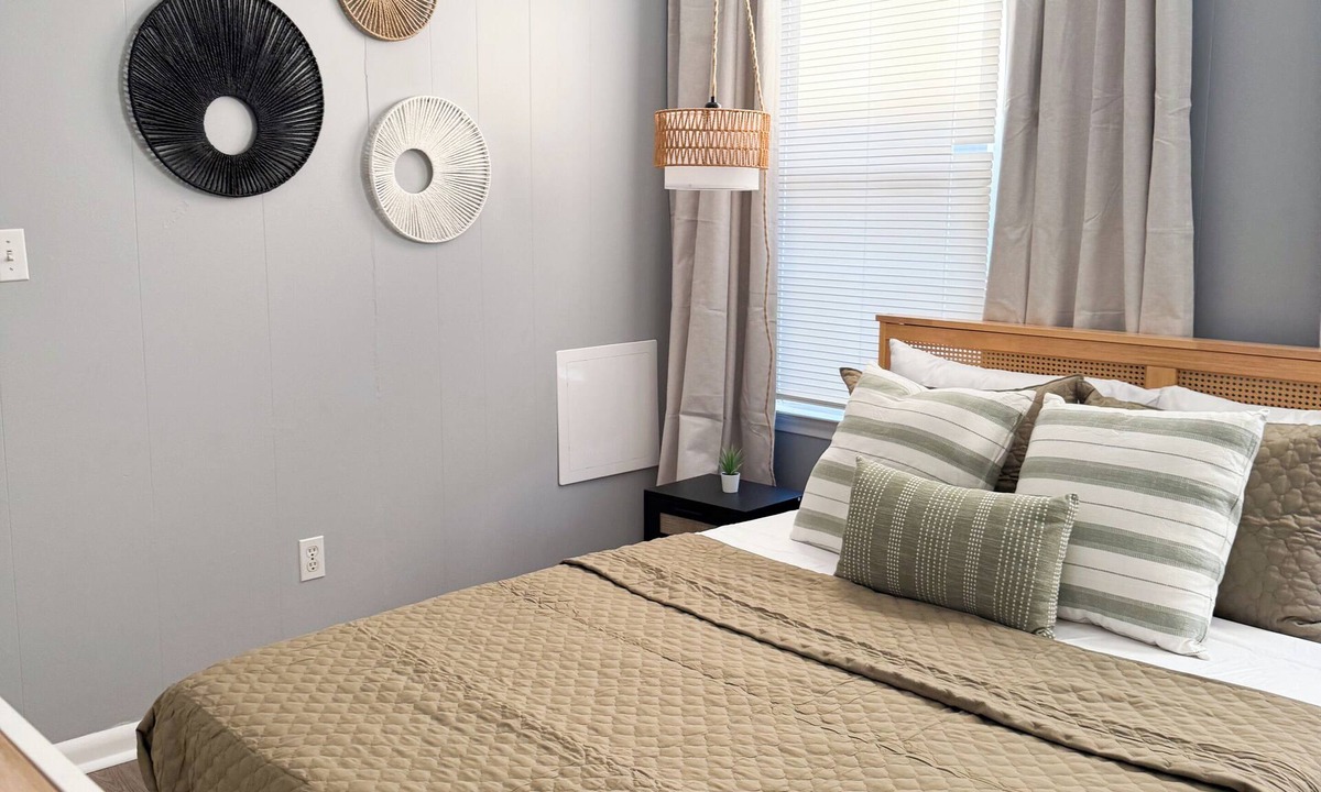 Fairfield House | Charming 2-bedroom house with WiFi, AC in Fairfield