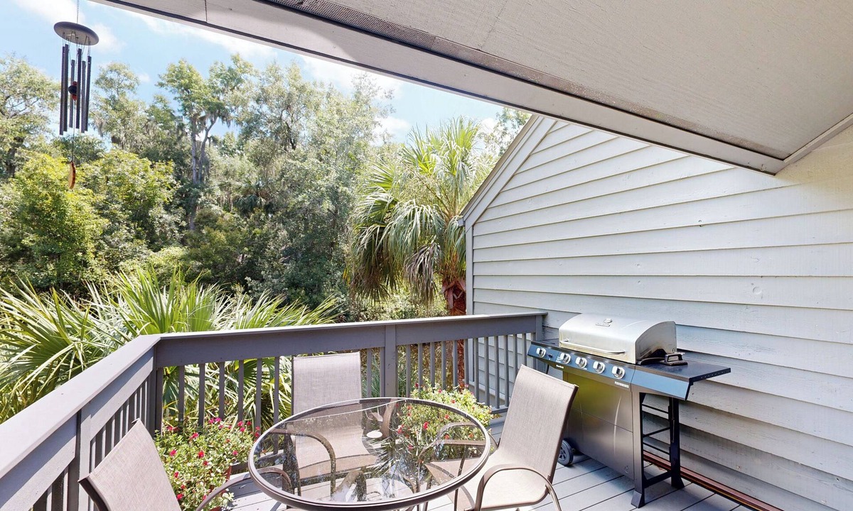 Palmetto Dunes Villa | Charming 2-Bedroom Vacation Rental Overlooking a Tranquil Lagoon
