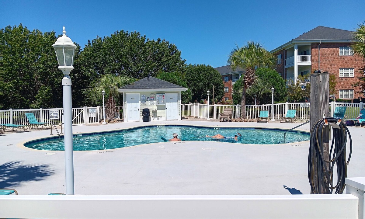 Socastee Apartment | Charming 2-bedroom apartment with AC, fitness room in welcoming Myrtle Beach