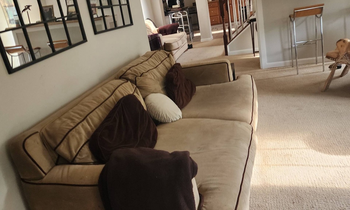 Upper Marlboro House | Charming 2 BR English Basement. Private entry, bath, kitchenette & lots of light